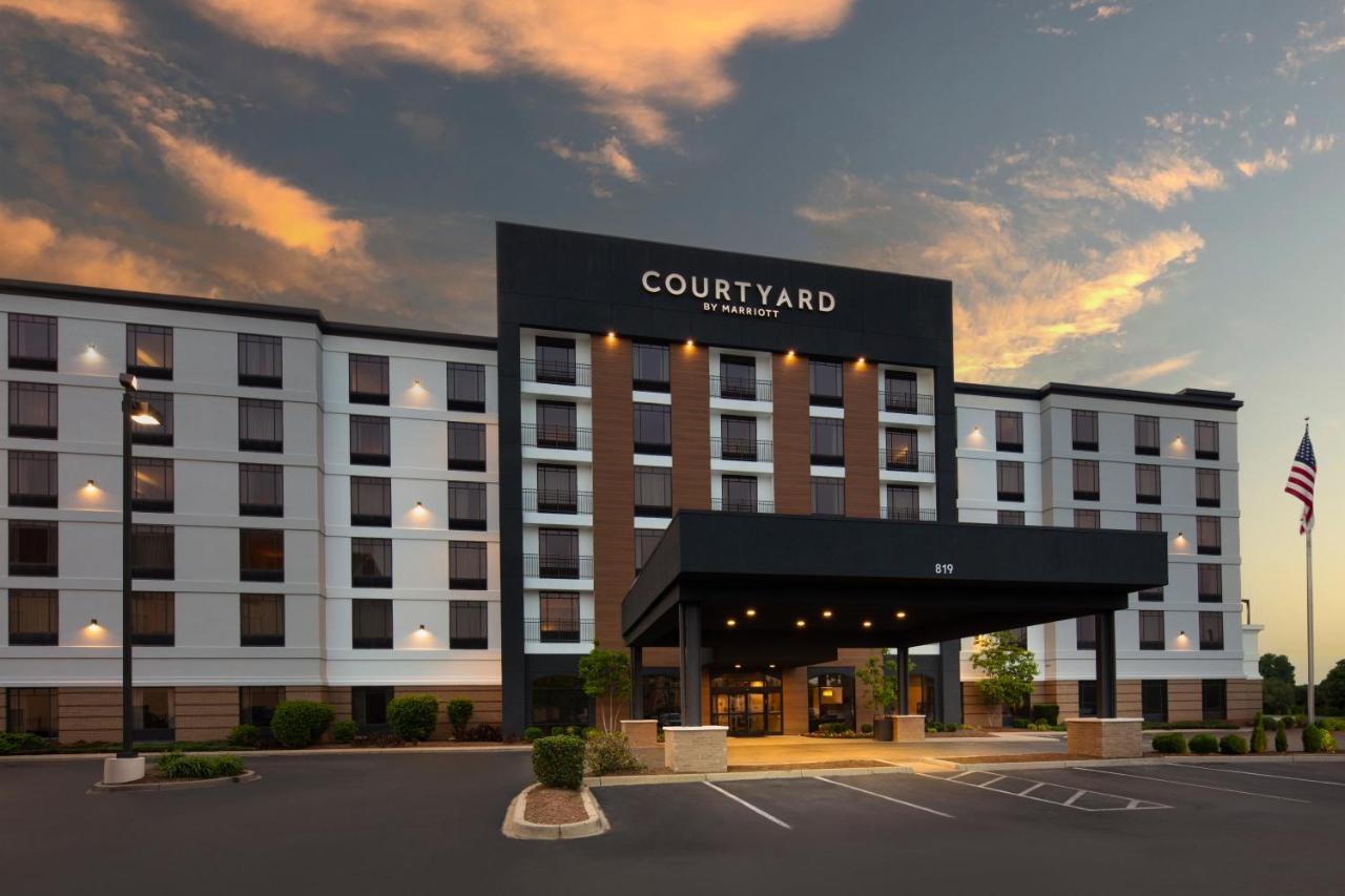 Courtyard Louisville Airport Екстер'єр фото