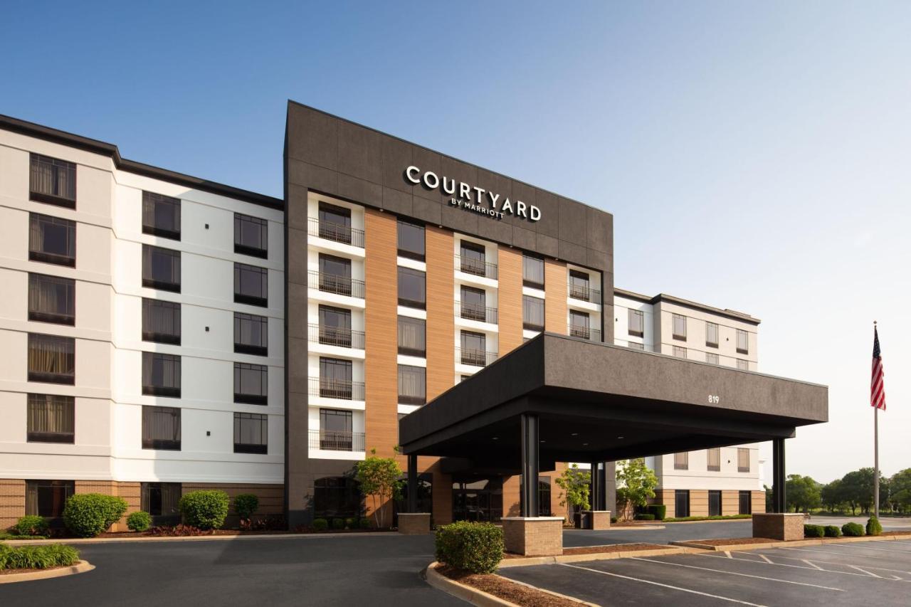 Courtyard Louisville Airport Екстер'єр фото
